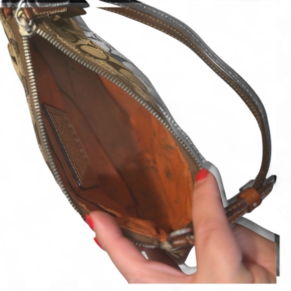 2001 Vintage Coach Tan/ Brown Monogram J1J 6094 Small Demi Baguette - Picture 7 of 10